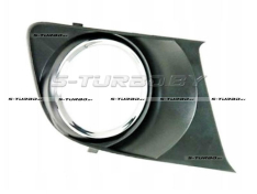 Рамка противотуманной фары (правая)