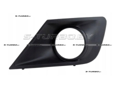 Решетка в бампер (левая) с отв. под противотуманку