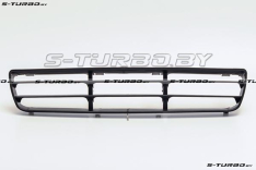 Решетка в бампер (центральная)