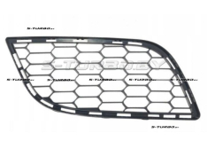 Решетка в бампер (центральная) правая часть