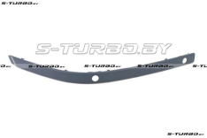 Молдинг бампера (правый) с отв. под парктроники, широкий, версия без хром накладки