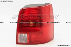 Задний фонарь (правый) задний ход белого цвета