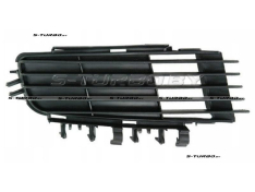 Решетка в бампер (правая) для версии без противотуманки