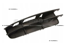 Решетка в бампер (правая) внешняя