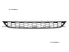 Решетка в бампер (центральная) нижняя, в форме пчелиных сотов