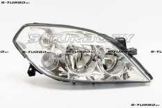 Передняя фара (правая)