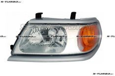 Передняя фара (левая) хром рамка / светлая внутри