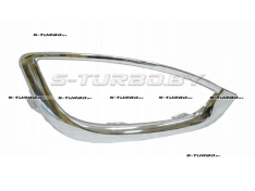 Рамка противотуманной фары (правая) хром