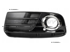 Решетка в бампер (левая) с отв. под противотуманку, глянцевая, с хромом