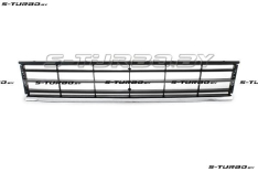 Решетка в бампер (центральная) с хром молдингом