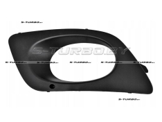 Решетка в бампер (левая) с отв. под противотуманку