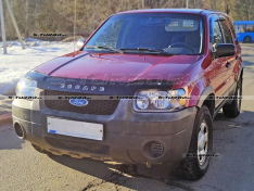 Дефлектор капота