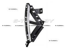 Решетка в бампер (правая) с отв. под противотуманку, с хромом