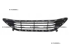 Решетка в бампер (центральная) 2010-2013