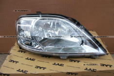 Передняя фара (правая)