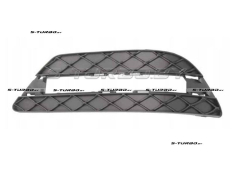 Решетка в бампер (левая) с отв. под фару дневного света