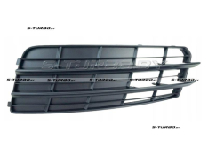 Решетка в бампер (левая) без отв. под противотуманку