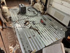 Ремкомплект днища кузова модельный VW T4 (усиленный) на всю длину кузова, из 2-ух частей