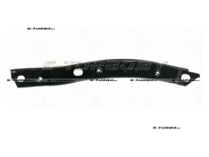 Кронштейн переднего бампера (правый)