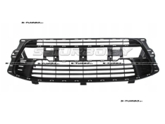 Решетка в бампер (центральная)