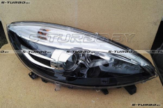 Передняя фара (правая)