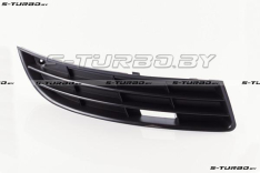 Решетка в бампер (правая) без отв. под противотуманку