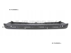 Бампер задний (черный) текстурный, с отв. под парктроники, центральная часть