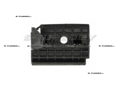 Кронштейн переднего бампера (правый)