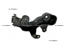 Кронштейн заднего бампера (правый) нижний