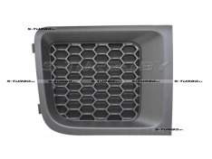 Решетка в бампер (правая) 2014-2018