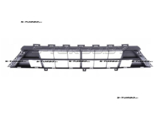 Решетка в бампер (центральная) нижняя