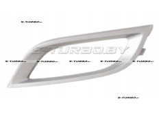 Рамка противотуманной фары (правая) для версии с МКПП, для версии sport, 2009-2011