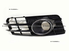 Решетка в бампер (правая) с отв. под противотуманку