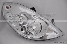 Передняя фара (правая) с функцией углового освещения