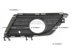 Решетка в бампер (левая) с отв. под противотуманку