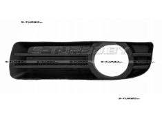 Решетка в бампер (левая) c отв. под противотуманку