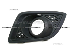 Решетка в бампер (левая) с отв. под противотуманку