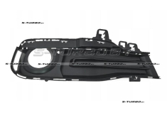 Решетка в бампер (правая) с отв. под противотуманку, для версии basic