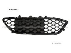 Решетка в бампер (левая) без отв. под противотуманку, без отв. под парктроник