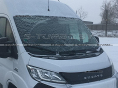 Дефлектор капота, короткий