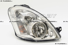 Передняя фара (правая)