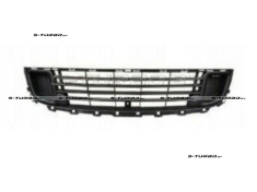 Решетка в бампер (центральная) нижняя