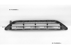 Решетка в бампер (центральная)