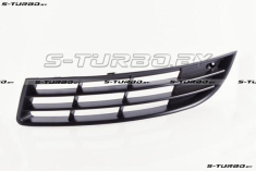 Решетка в бампер (левая) без отв. под противотуманку