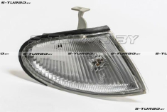 Габарит (правый) седан, белый