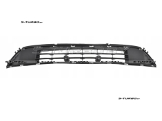 Решетка в бампер (центральная)