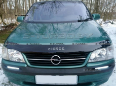 Дефлектор капота