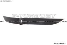 Молдинг бампера (правый) с отв. под парктроник