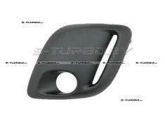 Решетка в бампер (левая) c отв. под противотуманку, с отв. под фару дневного света