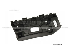 Кронштейн переднего бампера (правый) боковой